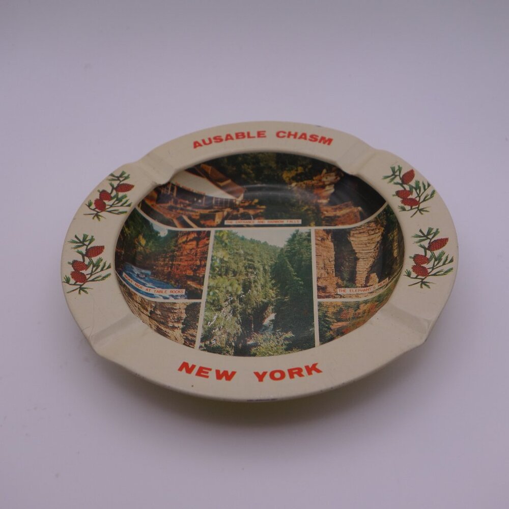 Ausable Chasm New York Made in Hong Kong Metal Ash Tray